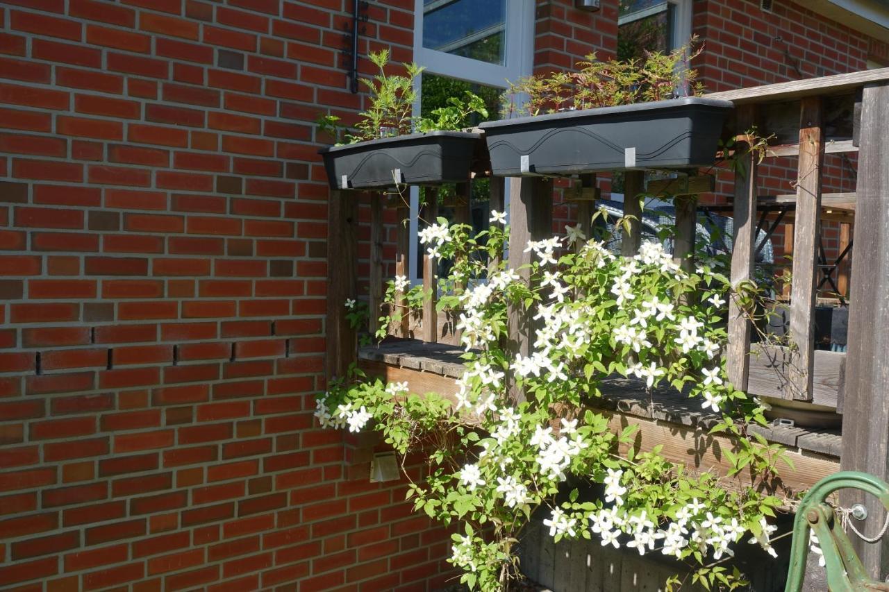 Ferienwohnung Im Kieler Sueden Bagian luar foto
